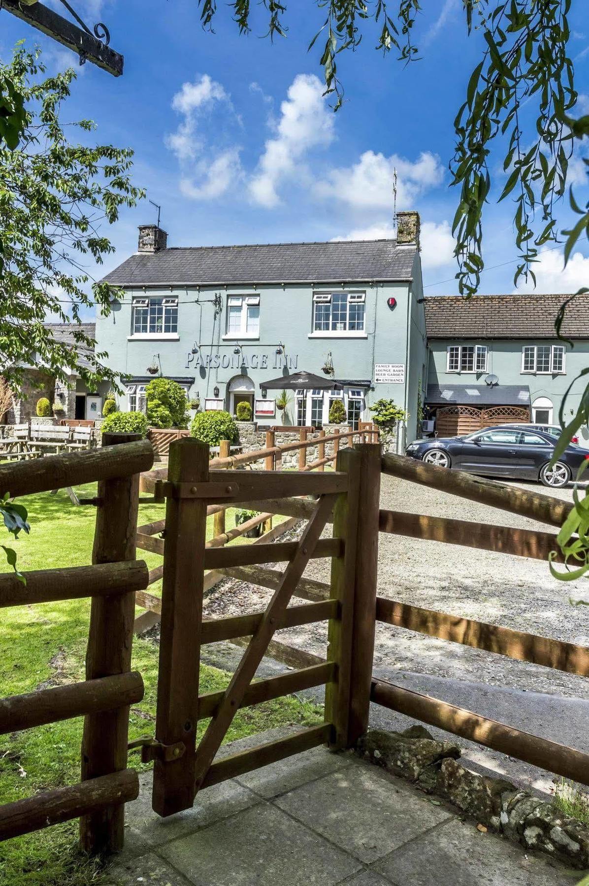Parsonage Farm Inn Saint Florence Dış mekan fotoğraf