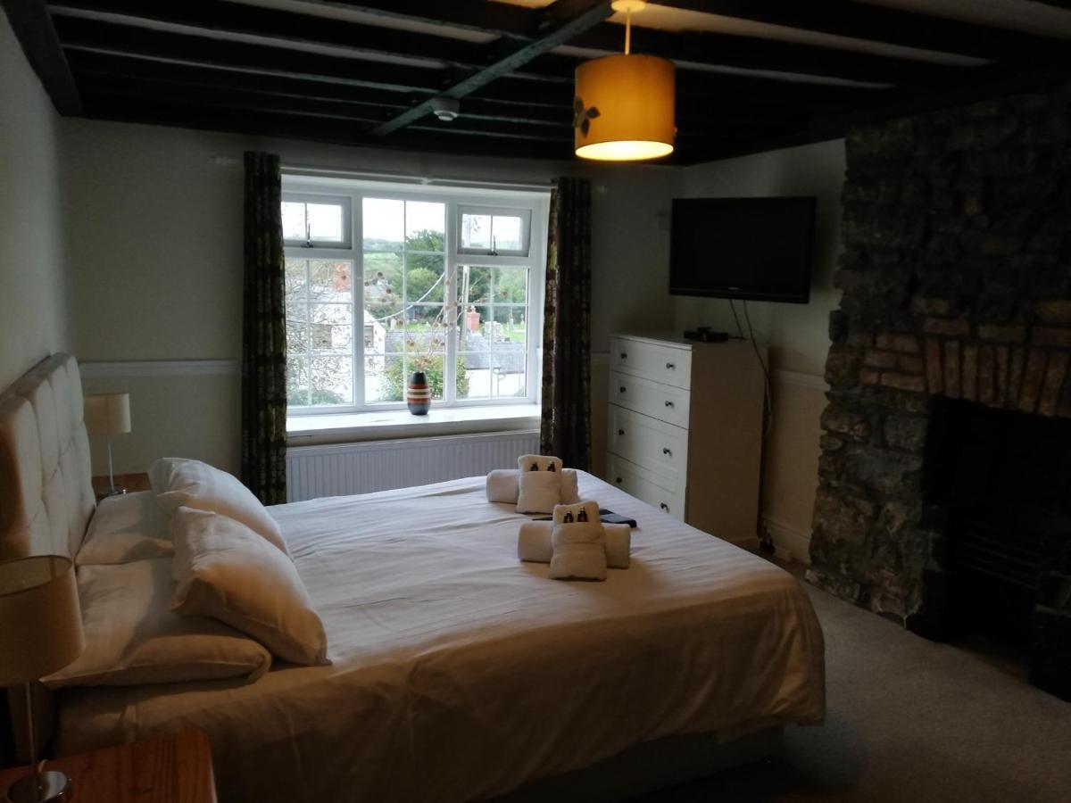 Parsonage Farm Inn Saint Florence Dış mekan fotoğraf